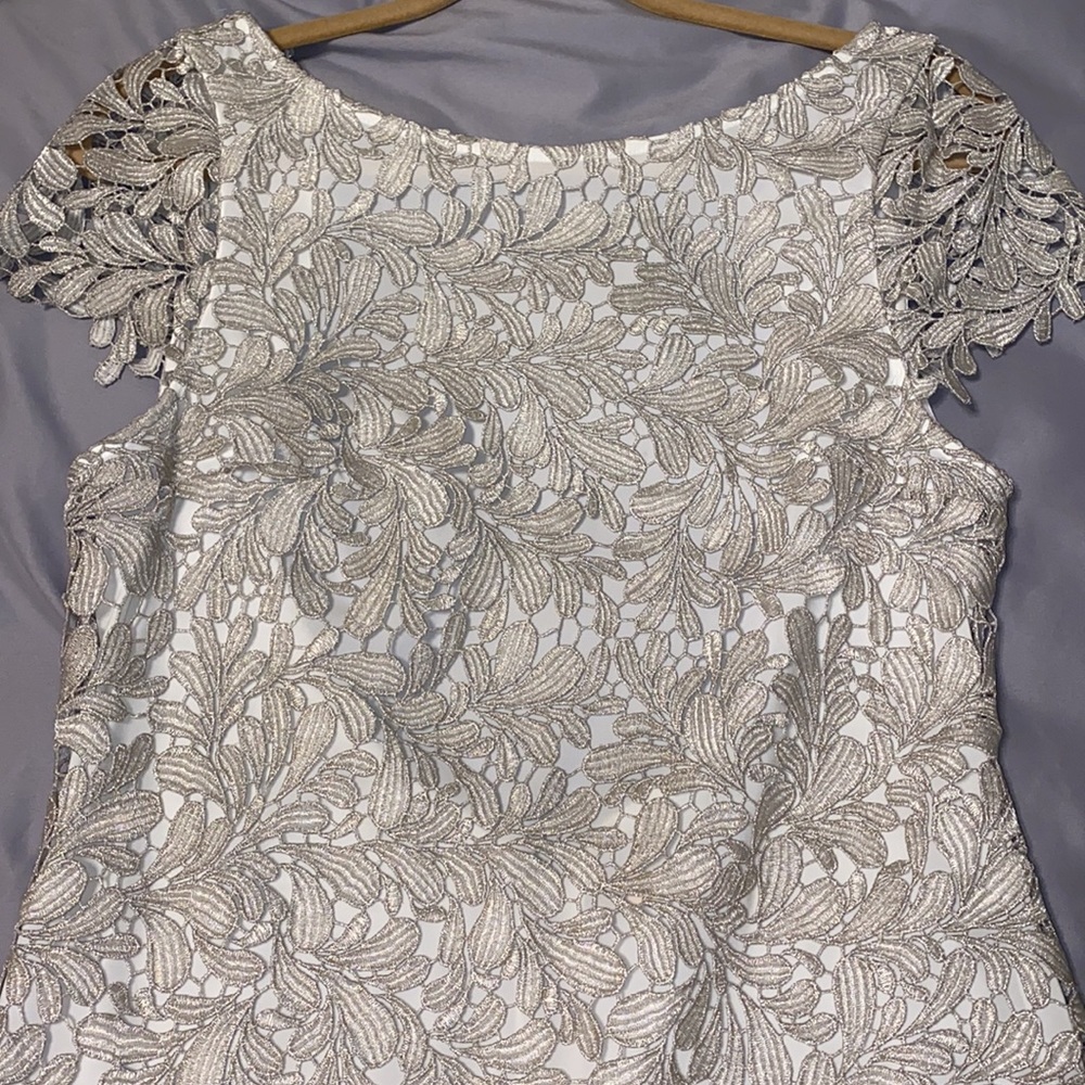 Alice & Olivia peek a boo back lace brocade dress